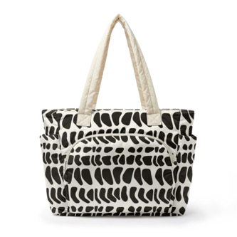 Hebrew Print black and white puff duffle bag
