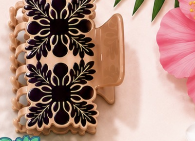 Infinity Beautee Hawaiian quilt claw clip in Tan
