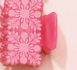 Infinity Beautee Hawaiian quilt claw clip in Pink